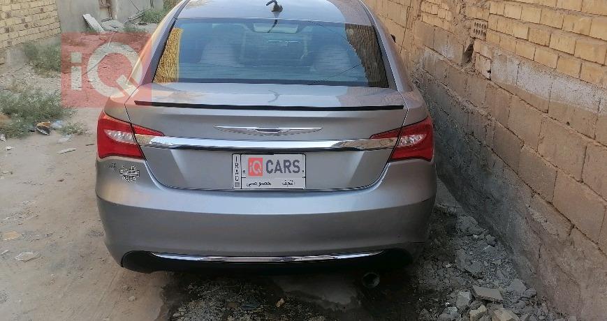 کرایسلەر 200